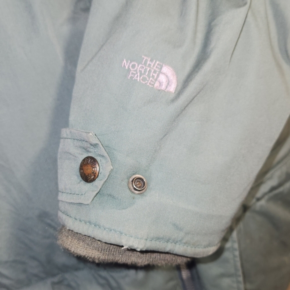 Vintage Brown Label 1960-1980s The North Face Jacket. Women's Size is Medium - Picture 6 of 8